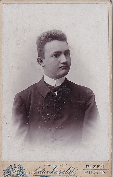 více autorů - Plzeňské fotoateliéry