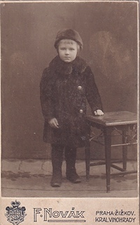 Fr. Novák - Fotografický atelier Žižkov a Královské Vinohrady