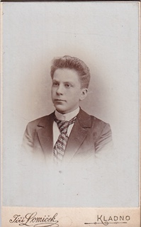 více autorů - Kladenské fotoateliéry