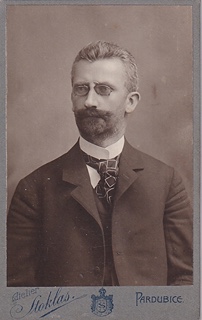 více autorů - Pardubické fotoateliéry