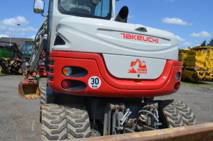 TAKEUCHI TB295W KOLOVÉ RYPADLO