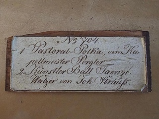VZÁCNÉ VÍDEŇSKÉ HODINY A. OLBRICH S HUDEBNÍM STROJEM - 19. STOLETÍ