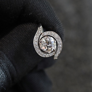 Art deco zlatý prsten s diamanty 1,22 ct
