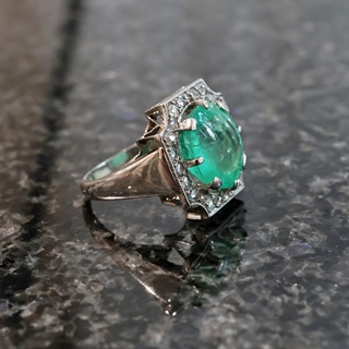 Zlatý prsten se smaragdem 7,00 ct a diamanty, Art deco