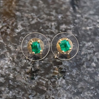 Zlaté náušnice s přírodními smaragdy 0,56 ct + certifikát
