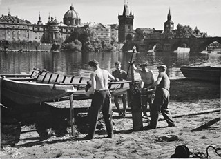 SET OF 4 PHOTOGRAPHS