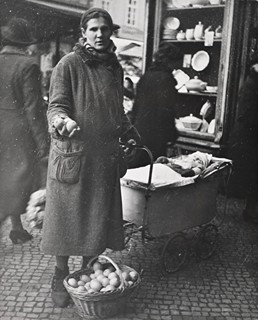 SET OF 29 PHOTOGRAPHS