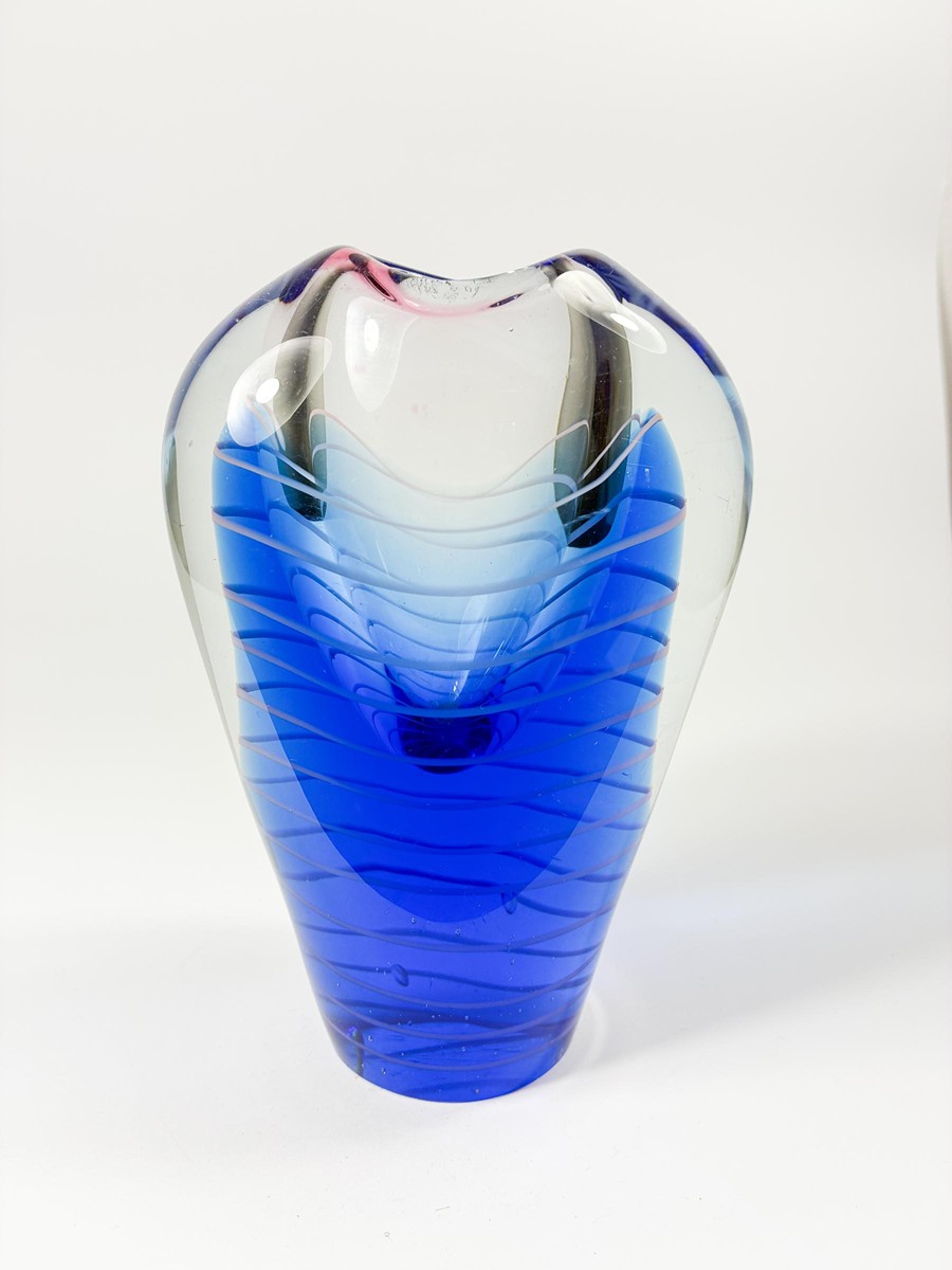 Rozsypal Ivo - Hutní váza s bílou spirálou, 15 cm