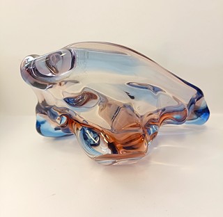 Zemek Karel - Popelník z hutního skla, šířka 21 cm