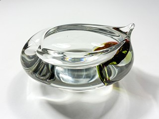 Šuhájek Jiří - Hutní popelník, průměr 13,5 cm