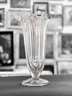 Schrötter Rudolf - Art Deco váza z lisovaného skla, 26 cm