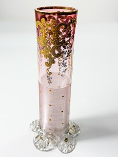 Růžová zdobená vázička, 16 cm