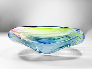Jirásková Olga - Duhová miska z hutního skla, délka 25 cm