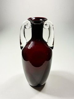 Tarnowiec - Amfora z rubínového skla, 26 cm