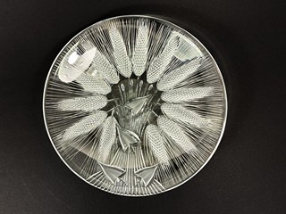 Švarc Josef - Skleněná miska s klasy, průměr 22 cm