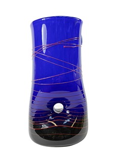 Váza s červenou linkou, 21 cm