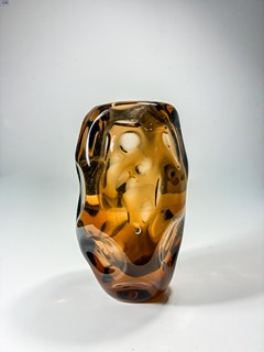 Beránek Emanuel - Hnědá hutní váza, 18,5 cm