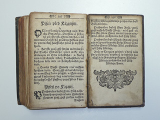 Evangelia a Epištoly Na Neděle a Svátky - 1724