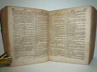 DICTIONARIUM Von dreyen Sprachen - Slovník německo-latinsko-český - Kašpar Zachariáš Vusín (Caspar Wussin) - 1700 - 1706