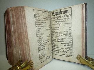 Apatéka domácí - Pierandrea Mattioli - 1602