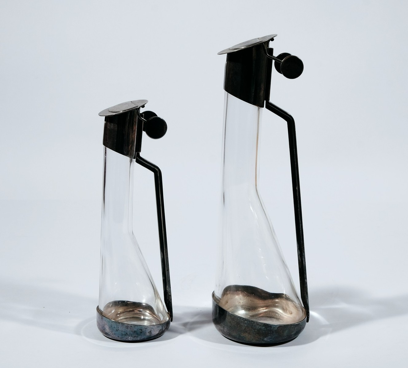 Achille Castiglioni (1918 - 2002) - ALESSI karafy na ocet a olej , Itálie