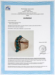 Zlatý prsten přírodními tyrkysy