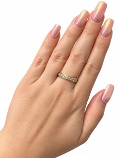 Zlatý prsten s přírodními diamanty
