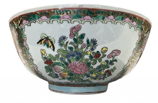 Porcelánová mísa- Čína, Famille Rose