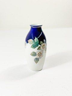Rosenthal - Porcelánová váza s šípkovou růží