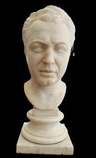 Jaroslav Křepčík (1880 - 1959) - Mramorová busta