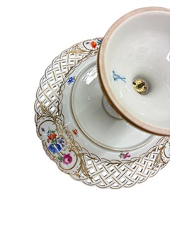 Míšeň - Dekorativní nástolec na ovoce z míšeňského porcelánu