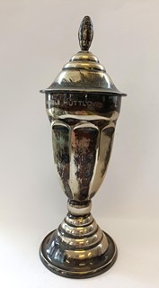 Alpakový putovní pohár L.T.C. Žižkov 1932 Sandrik