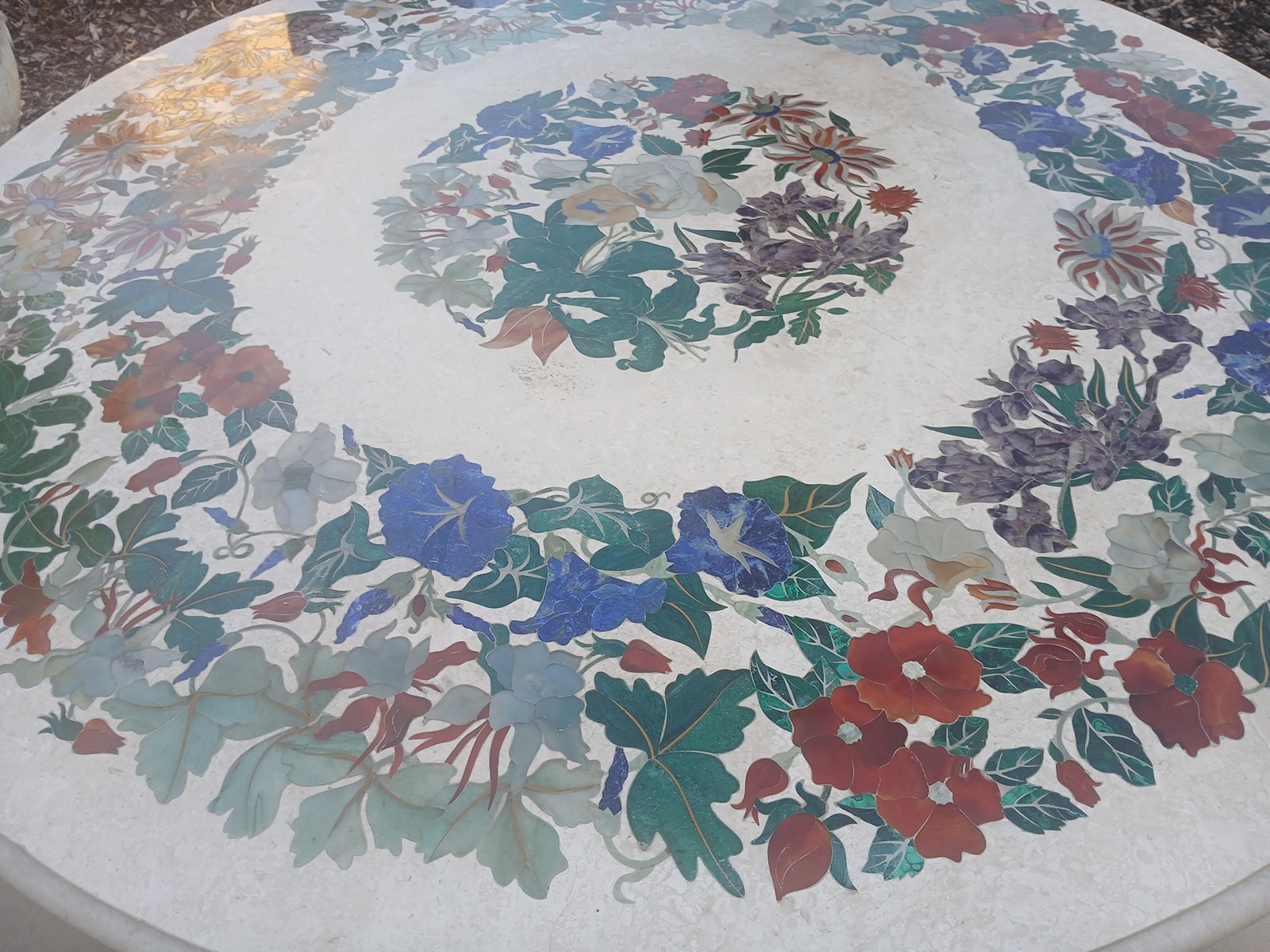 Monumentální mramorový stůl Pietra Dura