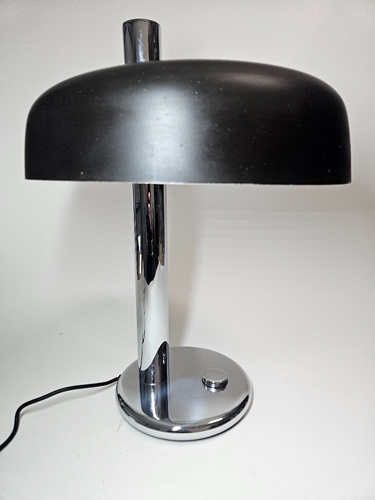 Bauhaus stolní lampa, model 7603 od Heinze Pfaendera pro firmu Hillebrand, 1967