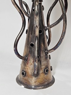 Bořek Šípek (1949 – 2016) postříbřený 7 ramenný svícen SIMON pro studio Driade Caorso, Amsterdam 1980
