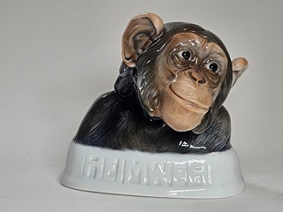 Karl Himmelstoss - Porcelánová socha Opice "Heimweh", Rosenthal, 1923