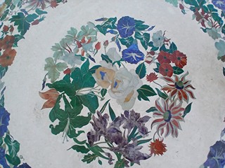 Monumentální mramorový stůl Pietra Dura