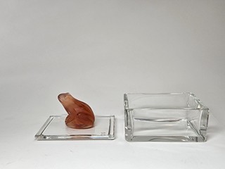 Československo Art Deco Hoffmann skleněná krabička s žabou