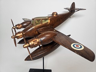 Dřevěný model anglického letounu Bristol 156 Beaufighter ze 30. let 20. století
