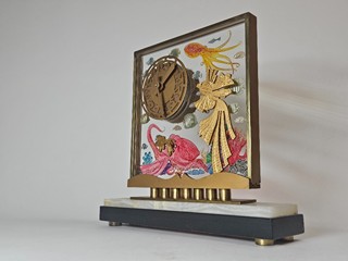 Vysoce stylizované, vzácné francouzské Art Deco hodiny z bronzu a skla s rytinou morskeho sveta