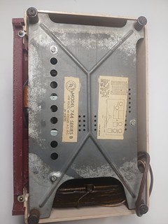 Vzácné rádio, americký model 744B EMERSON Bandshell, cca 1954