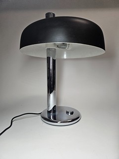 Bauhaus stolní lampa, model 7603 od Heinze Pfaendera pro firmu Hillebrand, 1967