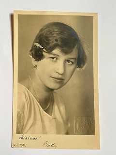 Drtikol František (1883–1961) - Portrét děvčete