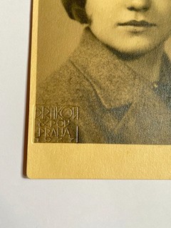 Drtikol František (1883–1961) - Portrét dívky v kloboučku