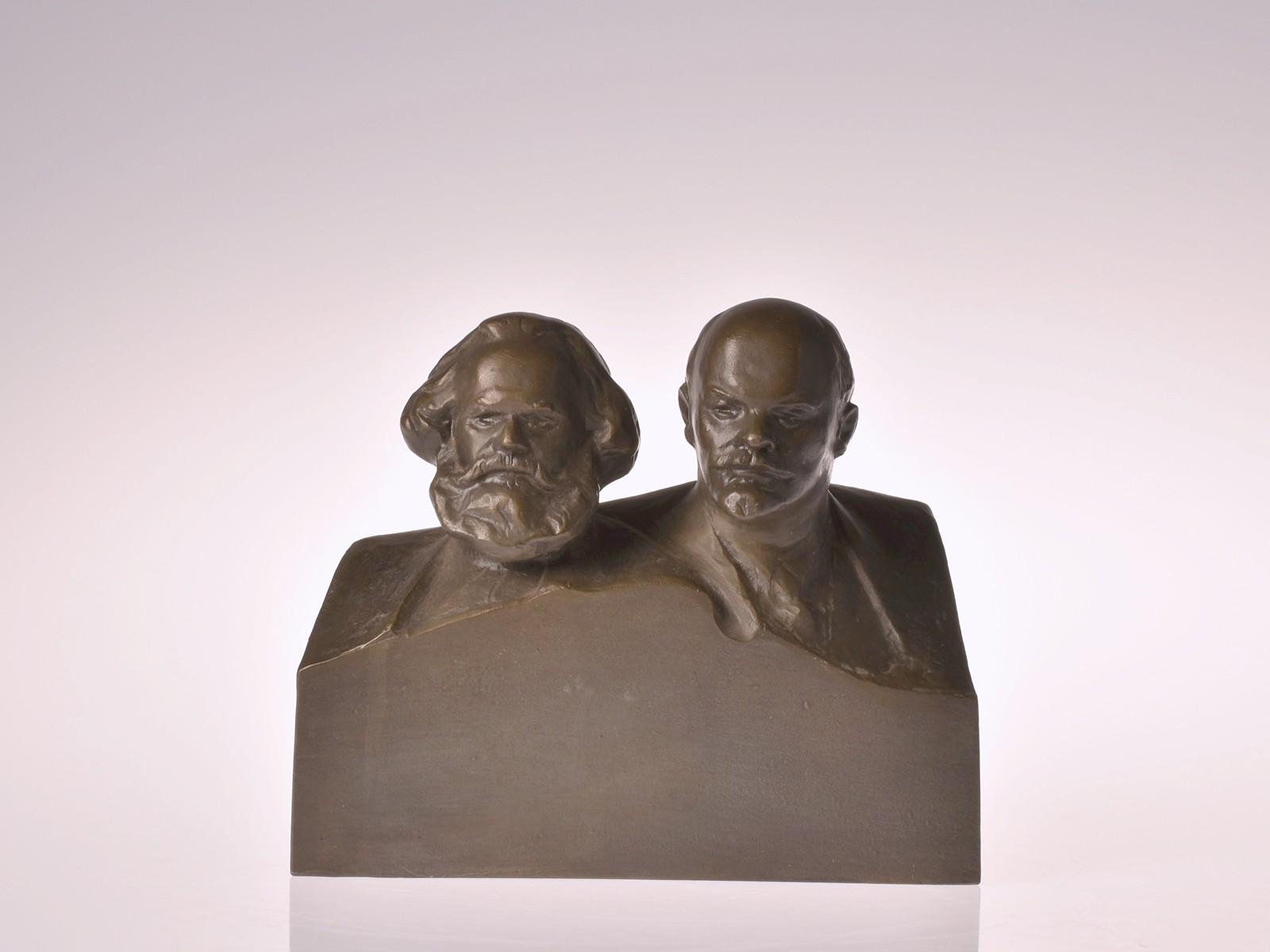 Bronzová plastika - busta Marx a Lenin