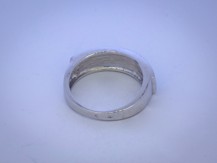 Stříbrný prsten s přírodním kamenem