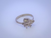Stříbrný prsten s žabkou