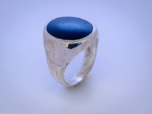 Stříbrný prsten s přírodním černým kamenem