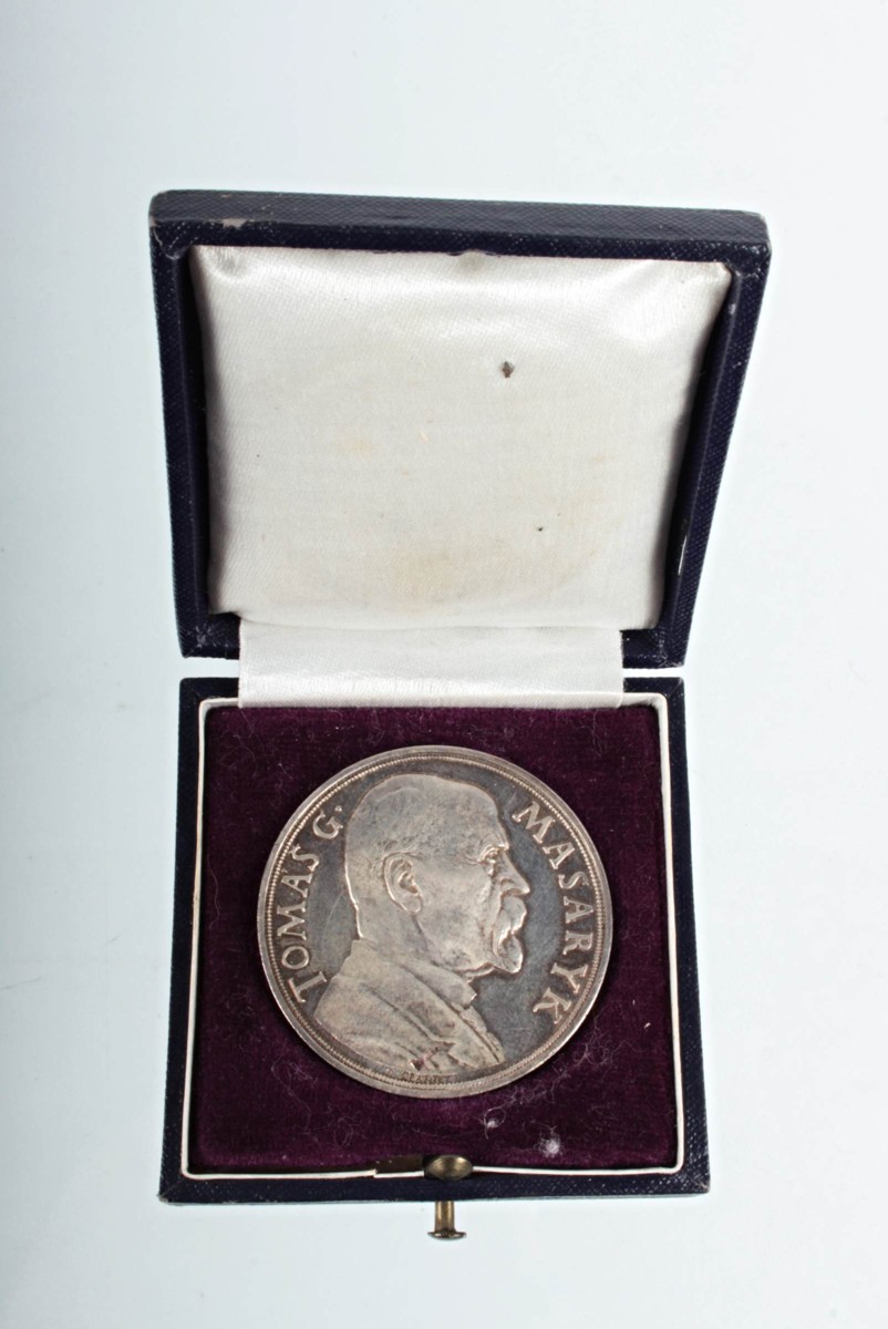 Pamětní stříbrná medaile T.G.M. 85 let, průměr 42 mm