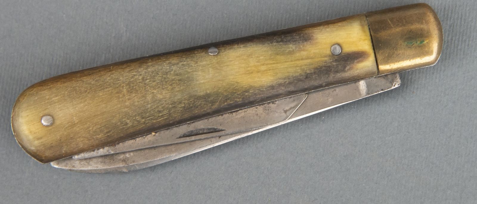 Starý kapesní nůž zavírací